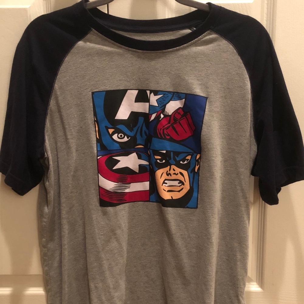Captain America T-shirt